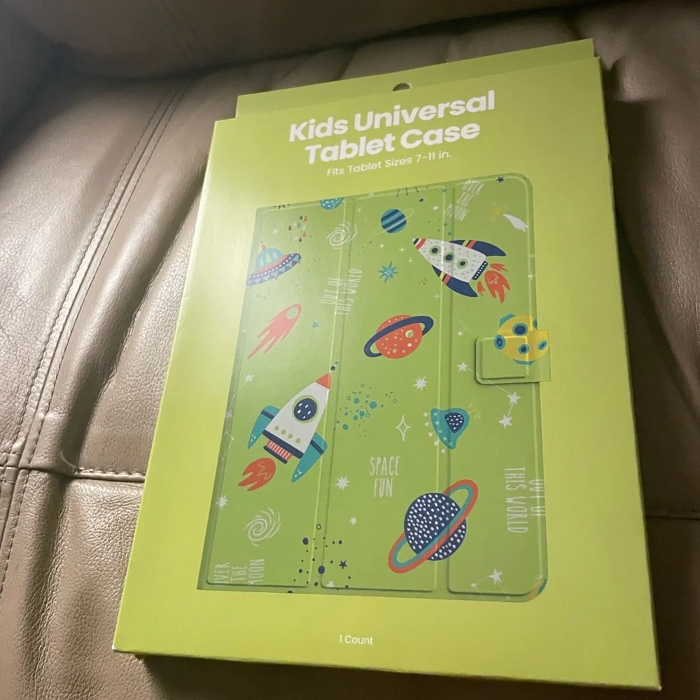 Kids Universal Tablet Case with Space Design Fits 7” to 11” NWT Fun Green Art
